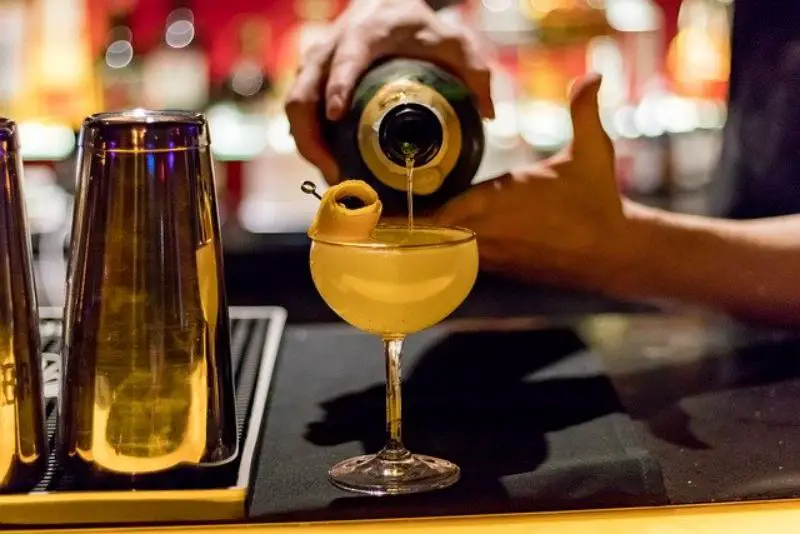 12 Best Masterclasses for Cocktail Making Cardiff 2022